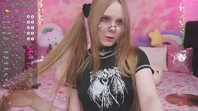 minx g1rl online show from March 17, 2025, 6:40 am