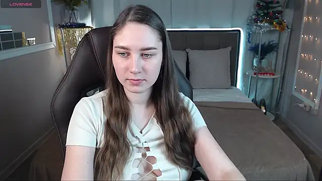 Snapshot of MollyBrams chatting on December 10, 2024, 9:55 am MollyBrams online show from December 10, 2024, 9:55 am