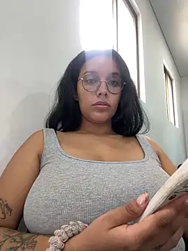 Snapshot of Annya-sweet chatting on March 3, 2025, 3:09 pm Annya-sweet online show from March 3, 2025, 3:09 pm