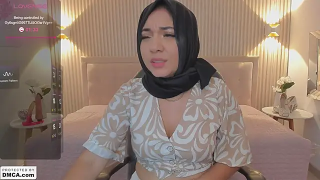 Sooffii 1 online show from December 19, 2024, 10:32 pm