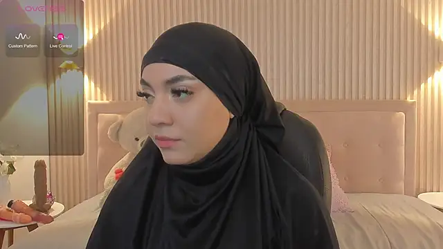 Sooffii 1 online show from March 19, 2025, 5:19 am