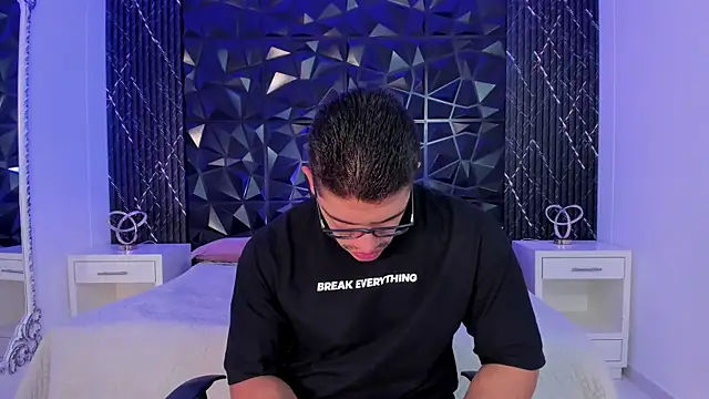 JeffDaltton online show from October 8, 2025, 8:06 pm