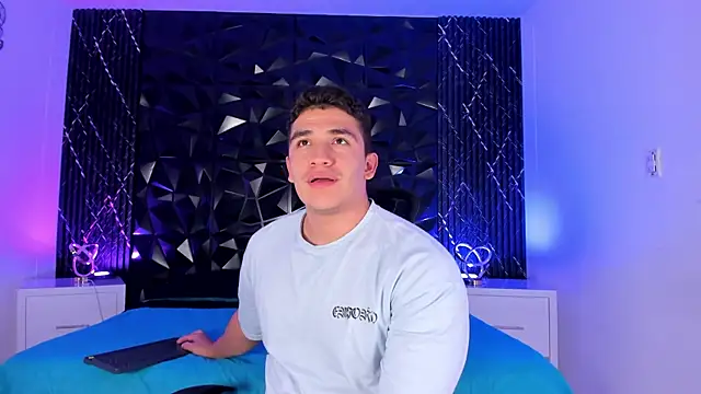 JeffDaltton online show from November 21, 2025, 8:18 pm