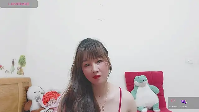Snapshot of Holygirlsweet777 chatting on December 17, 2024, 11:17 am Holygirlsweet777 online show from December 17, 2024, 11:17 am