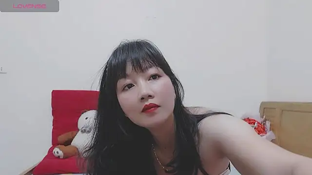 Snapshot of Holygirlsweet777 chatting on January 22, 2025, 1:10 am Holygirlsweet777 online show from January 22, 2025, 1:10 am