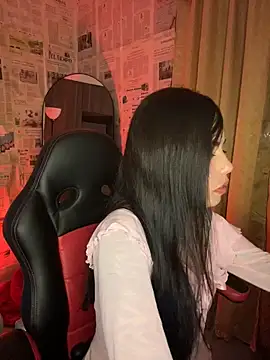 i am nina  online show from March 18, 2026, 2:58 am