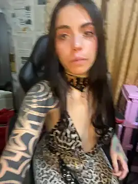 i am nina  online show from March 21, 2026, 3:22 am