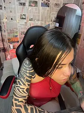 i am nina  online show from April 11, 2026, 7:45 am