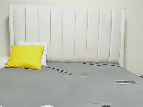  heavenlysent online show from November 6, 2025, 3:07 am