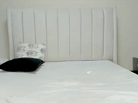  heavenlysent online show from November 13, 2025, 4:33 am