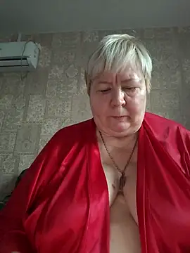 EffectFiona online show from October 25, 2025, 2:30 am