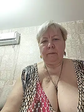 EffectFiona online show from March 22, 2026, 1:20 am