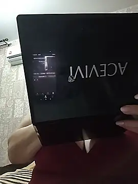 EffectFiona online show from April 14, 2026, 10:49 pm