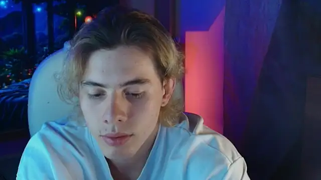 Snapshot of dimitri_tv chatting on November 3, 2025, 1:19 am dimitri tv online show from November 3, 2025, 1:19 am