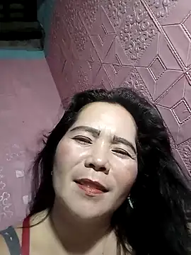Cutehornywetmom online show from March 3, 2025, 3:09 pm