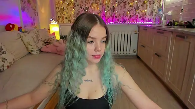Snapshot of OceanSkyBaby chatting on February 5, 2025, 12:49 pm OceanSkyBaby online show from February 5, 2025, 12:49 pm