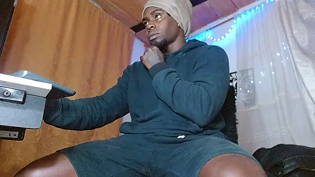 angel bonbom online show from April 13, 2026, 10:32 am