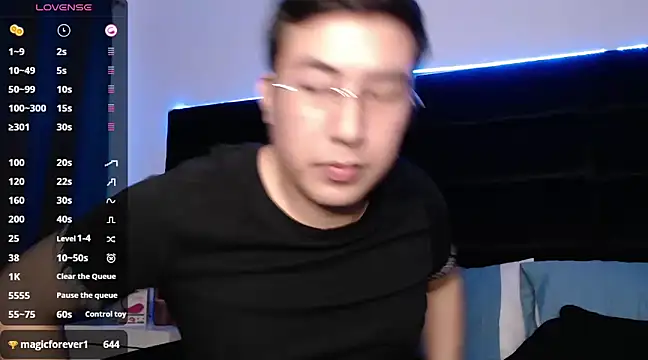 andrewmhilton  online show from March 18, 2025, 3:31 am