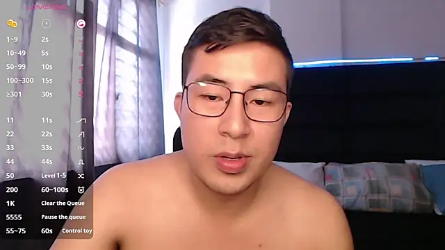 andrewmhilton  online show from September 23, 2025, 6:00 pm