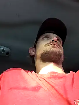 Snapshot of Midwestalpha chatting on December 22, 2025, 9:45 pm Midwestalpha online show from December 22, 2025, 9:45 pm