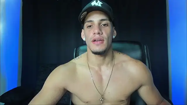 jhonnysnow17 online show from September 28, 2025, 9:09 pm