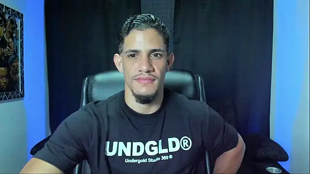 Snapshot of jhonnysnow17 chatting on February 22, 2026, 3:29 am jhonnysnow17 online show from February 22, 2026, 3:29 am