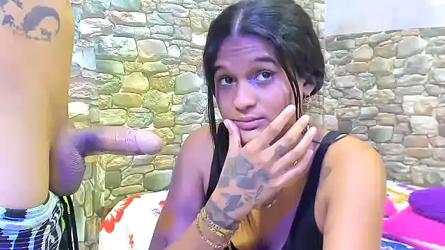 chicamir22 online show from January 19, 2025, 10:39 pm