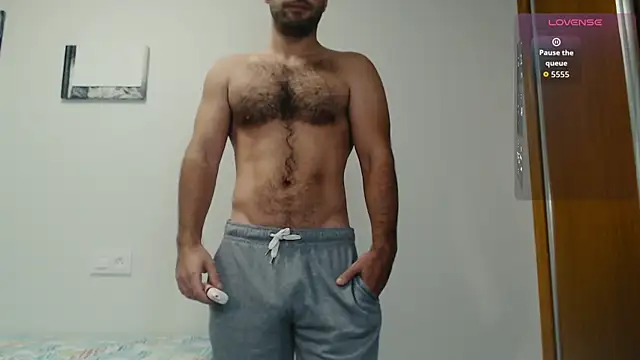 Snapshot of cutehairymacho chatting on October 28, 2025, 10:52 am cutehairymacho online show from October 28, 2025, 10:52 am