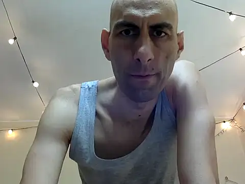 HandsomeAlfie online show from September 15, 2025, 2:33 am