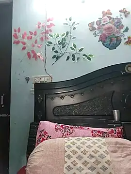 Poojabhabi101 online show from December 4, 2025, 5:28 am