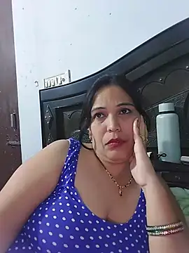 Snapshot of Poojabhabi101 chatting on July 15, 2026, 5:51 pm Poojabhabi101 online show from July 15, 2026, 5:51 pm