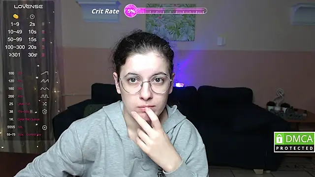 Aminabeatris online show from October 17, 2025, 11:24 am