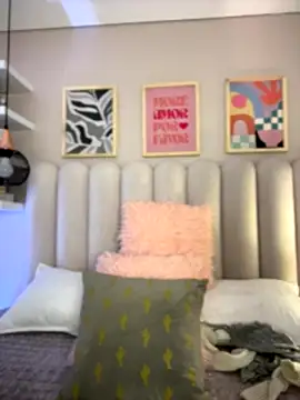 cute  cherry  online show from November 24, 2025, 8:30 pm