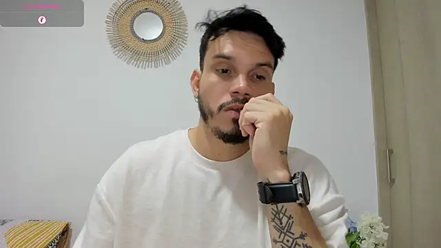 Snapshot of alejandro_stark chatting on December 19, 2024, 2:34 am alejandro stark online show from December 19, 2024, 2:34 am