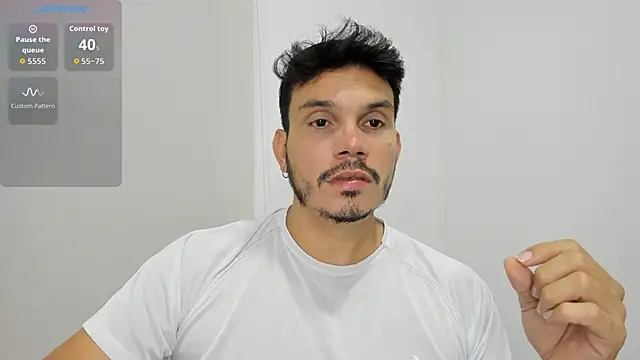 Snapshot of alejandro_stark chatting on October 16, 2025, 12:11 am alejandro stark online show from October 16, 2025, 12:11 am