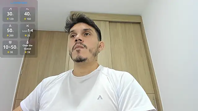 Snapshot of alejandro_stark chatting on October 25, 2025, 10:04 pm alejandro stark online show from October 25, 2025, 10:04 pm