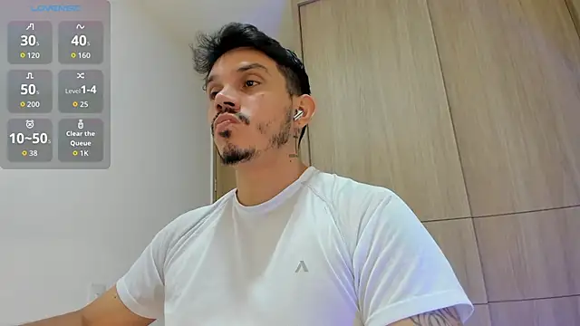 Snapshot of alejandro_stark chatting on November 2, 2025, 6:27 am alejandro stark online show from November 2, 2025, 6:27 am