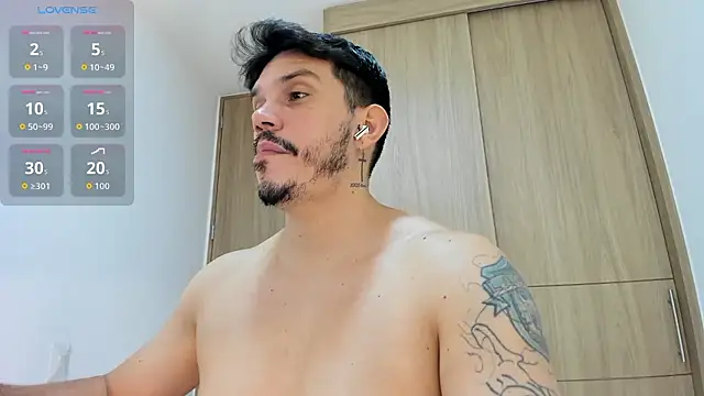 Snapshot of alejandro_stark chatting on November 6, 2025, 11:55 am alejandro stark online show from November 6, 2025, 11:55 am