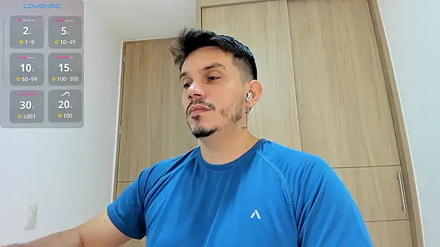 Snapshot of alejandro_stark chatting on November 8, 2025, 8:47 am alejandro stark online show from November 8, 2025, 8:47 am