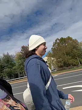 Snapshot of LiverandBrat77 chatting on October 15, 2025, 5:13 pm LiverandBrat77 online show from October 15, 2025, 5:13 pm