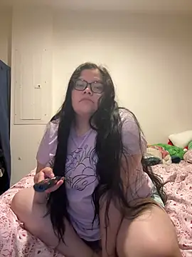 LiverandBrat77 online show from April 2, 2026, 4:32 am