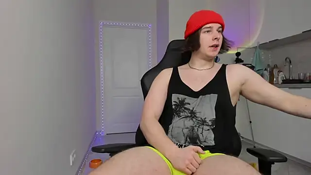 Snapshot of Vincent_Strong chatting on February 24, 2025, 7:33 am Vincent Strong online show from February 24, 2025, 7:33 am