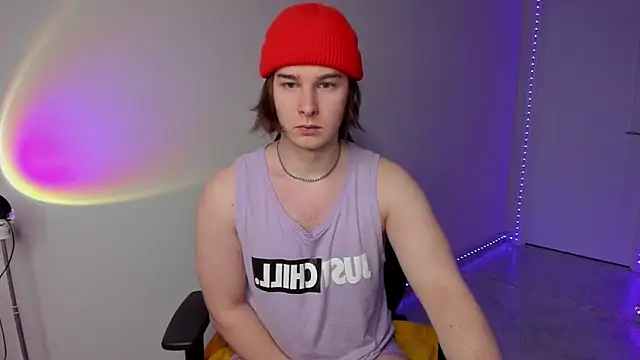 Snapshot of Vincent_Strong chatting on March 3, 2025, 1:21 am Vincent Strong online show from March 3, 2025, 1:21 am