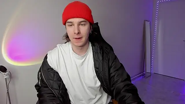 Snapshot of Vincent_Strong chatting on March 16, 2025, 1:17 am Vincent Strong online show from March 16, 2025, 1:17 am