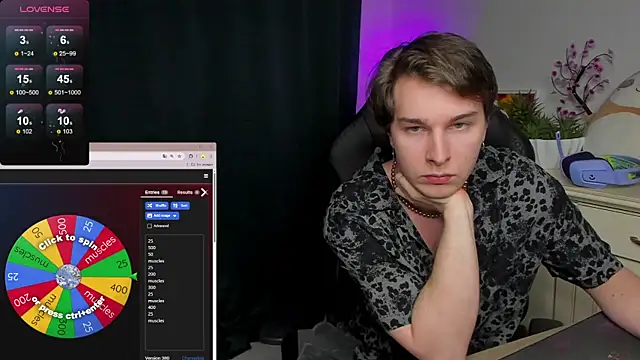 Snapshot of Vincent_Strong chatting on October 24, 2025, 1:07 pm Vincent Strong online show from October 24, 2025, 1:07 pm