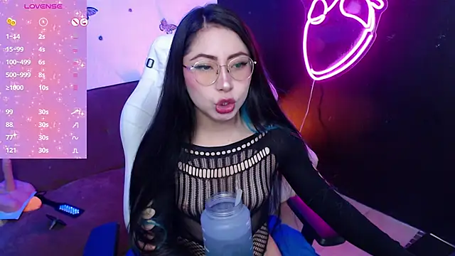 Snapshot of demyanderson_ chatting on January 13, 2025, 10:45 pm demyanderson online show from January 13, 2025, 10:45 pm