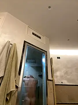 Snapshot of zjwsteve chatting on October 3, 2025, 10:40 pm zjwsteve online show from October 3, 2025, 10:40 pm