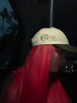 Snapshot of zafiro_mo0n chatting on October 24, 2025, 10:50 pm zafiro mo0n online show from October 24, 2025, 10:50 pm