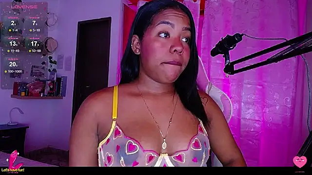 samanthaabloom online show from January 9, 2025, 12:35 am