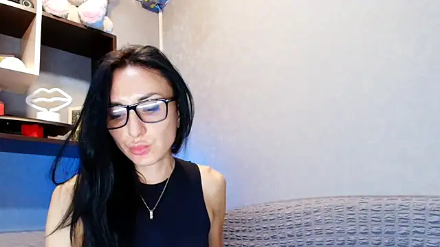 Siaconna online show from September 9, 2025, 6:02 am